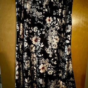 Floral A-Line Midi Skirt in Black and White